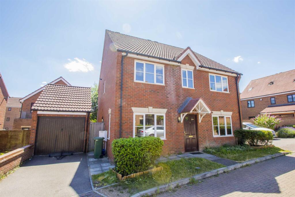 4 bed Detached for rent in Whaddon. From Cauldwell Property Services - Milton Keynes