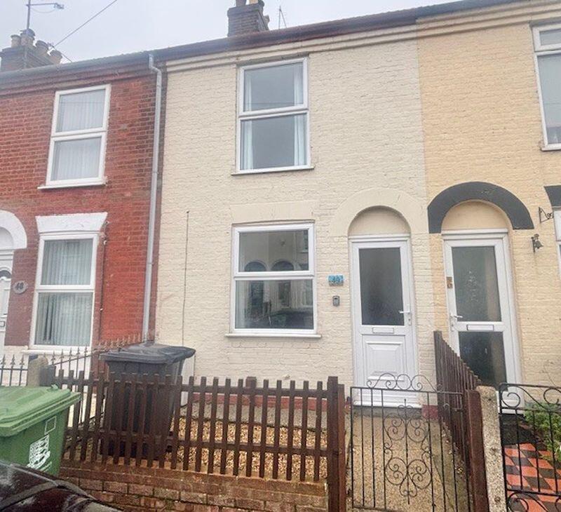 2 bed Mid Terraced House for rent in Gorleston-on-Sea. From Darby & Liffen - Gorleston On Sea 2 bed Mid Terraced House for rent in Gorleston-on-Sea. From Darby & Liffen - Gorleston On Sea