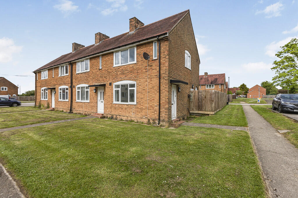 2 bed Mid Terraced House for rent in Skipton-on-Swale. From Love Property - North Yorkshire