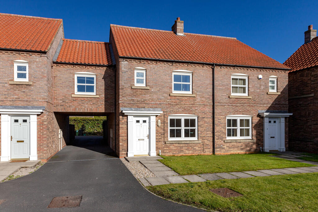 4 bed Link detached for rent in Brompton-on-Swale. From Love Property - North Yorkshire 4 bed Link detached for rent in Brompton-on-Swale. From Love Property - North Yorkshire