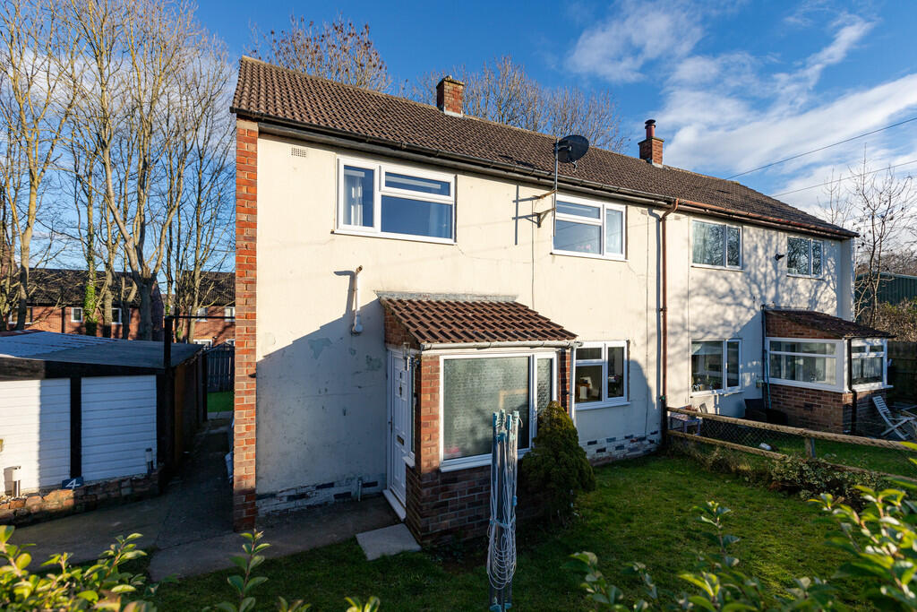 3 bed Semi Detached for rent in Brompton-on-Swale. From Love Property - North Yorkshire 3 bed Semi Detached for rent in Brompton-on-Swale. From Love Property - North Yorkshire