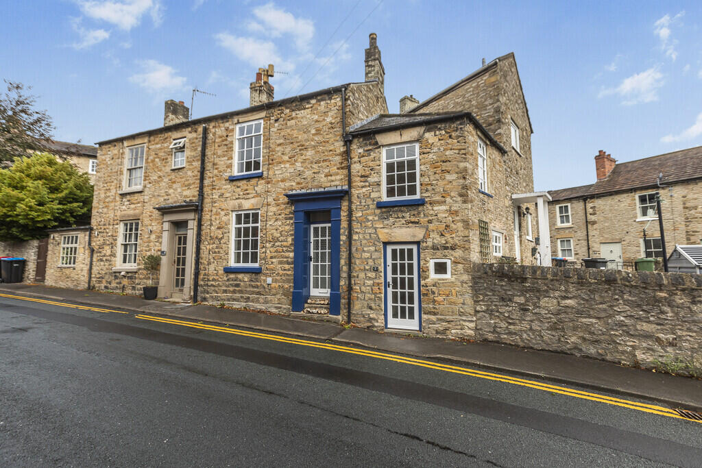 2 bed Cottage for rent in Richmond. From Love Property - North Yorkshire 2 bed Cottage for rent in Richmond. From Love Property - North Yorkshire