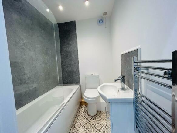 1 bed 1st Floor Flat for rent in Heanor. From Hall & Benson Lettings - Allestree 1 bed 1st Floor Flat for rent in Heanor. From Hall & Benson Lettings - Allestree