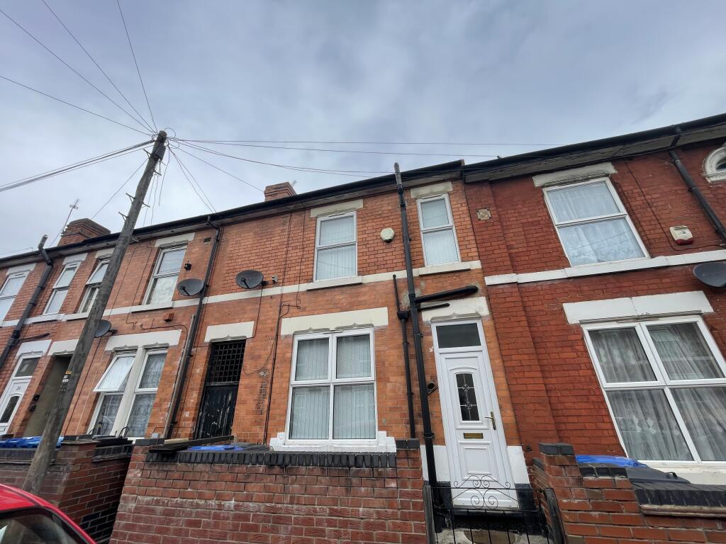 3 bed Detached for rent in Derby. From Hall & Benson Lettings - Allestree 3 bed Detached for rent in Derby. From Hall & Benson Lettings - Allestree
