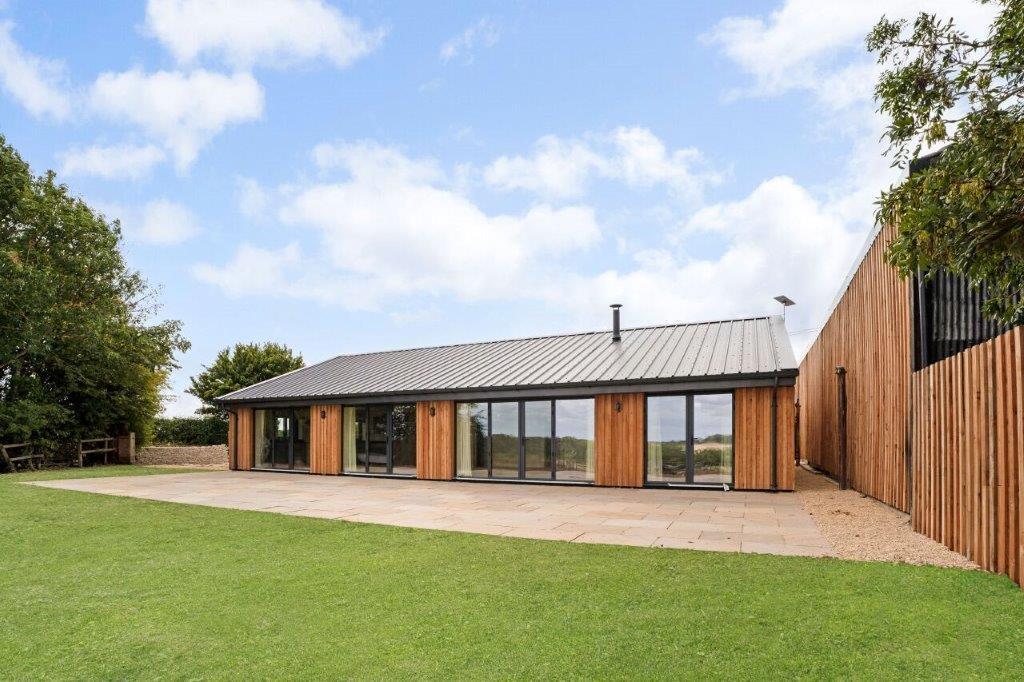3 bed Barn Conversion for rent in Chedworth. From Butler Sherborn - Burford 3 bed Barn Conversion for rent in Chedworth. From Butler Sherborn - Burford