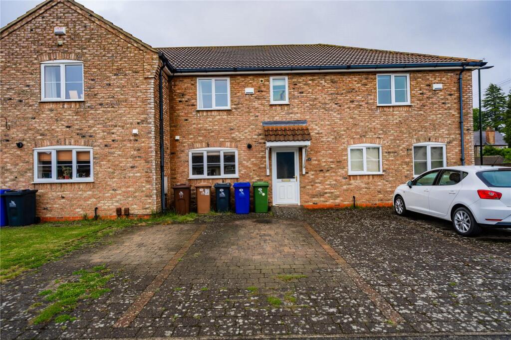 3 bed Mid Terraced House for rent in Waltham. From Jackson Green & Preston - Grimsby