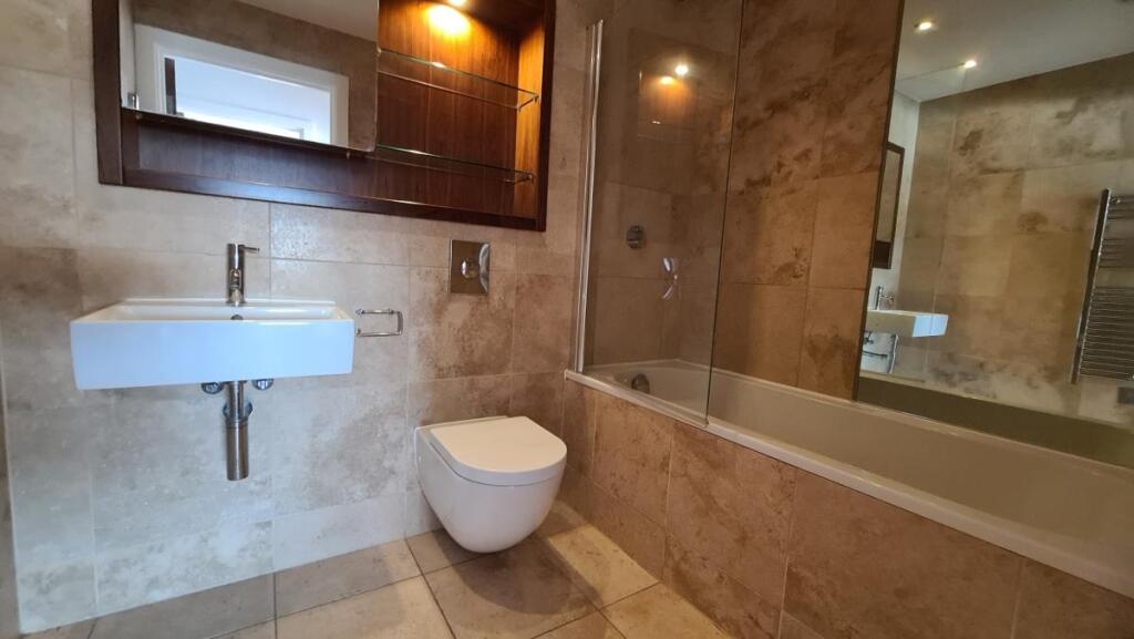 2 bed Apartment for rent in Liverpool. From Michael Moon - Great Crosby