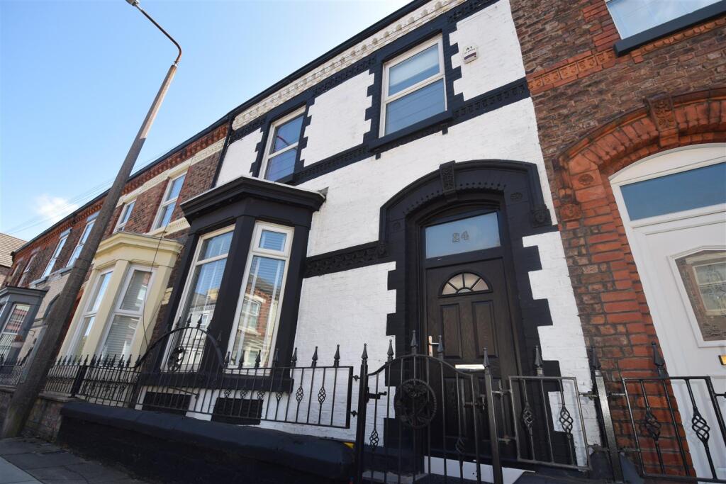 3 bed Mid Terraced House for rent in Liverpool. From Michael Moon - Great Crosby 3 bed Mid Terraced House for rent in Liverpool. From Michael Moon - Great Crosby