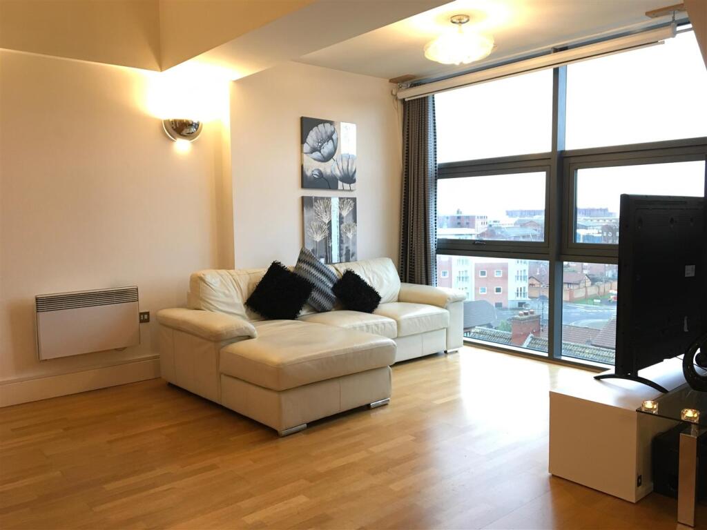 2 bed Penthouse for rent in Liverpool. From Michael Moon - Great Crosby 2 bed Penthouse for rent in Liverpool. From Michael Moon - Great Crosby