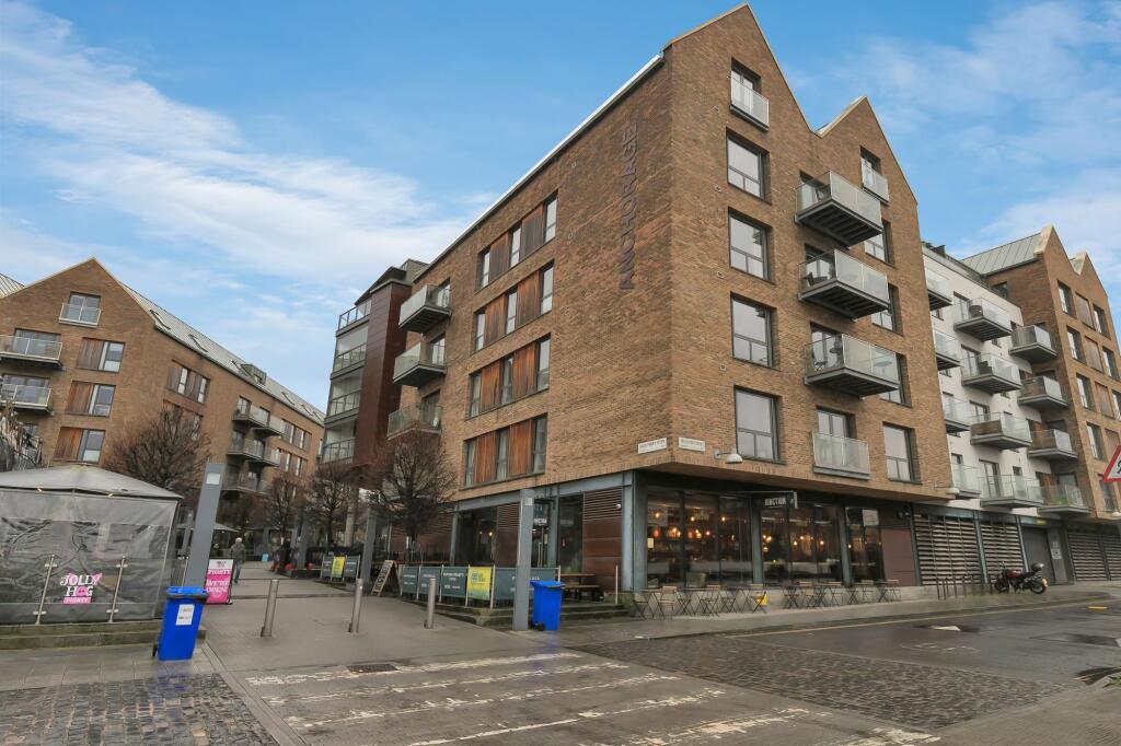 1 bed 1st Floor Flat for rent in Bristol. From Parks Estate Agents - Bristol 1 bed 1st Floor Flat for rent in Bristol. From Parks Estate Agents - Bristol