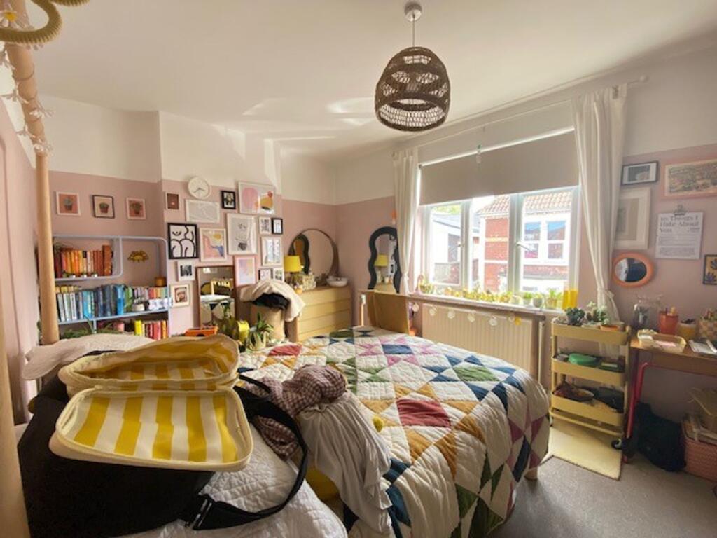 2 bed Detached for rent in Crofts End. From Parks Estate Agents - Bristol