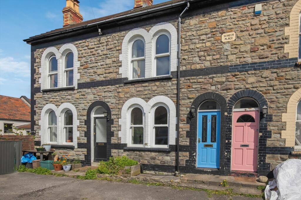 2 bed Mid Terraced House for rent in . From Parks Estate Agents - Bristol 2 bed Mid Terraced House for rent in . From Parks Estate Agents - Bristol