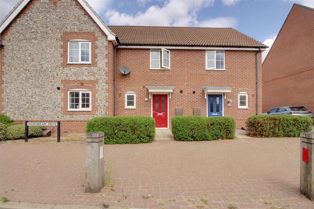 2 bed Mid Terraced House for rent in Dereham. From Parsons & Co - Dereham