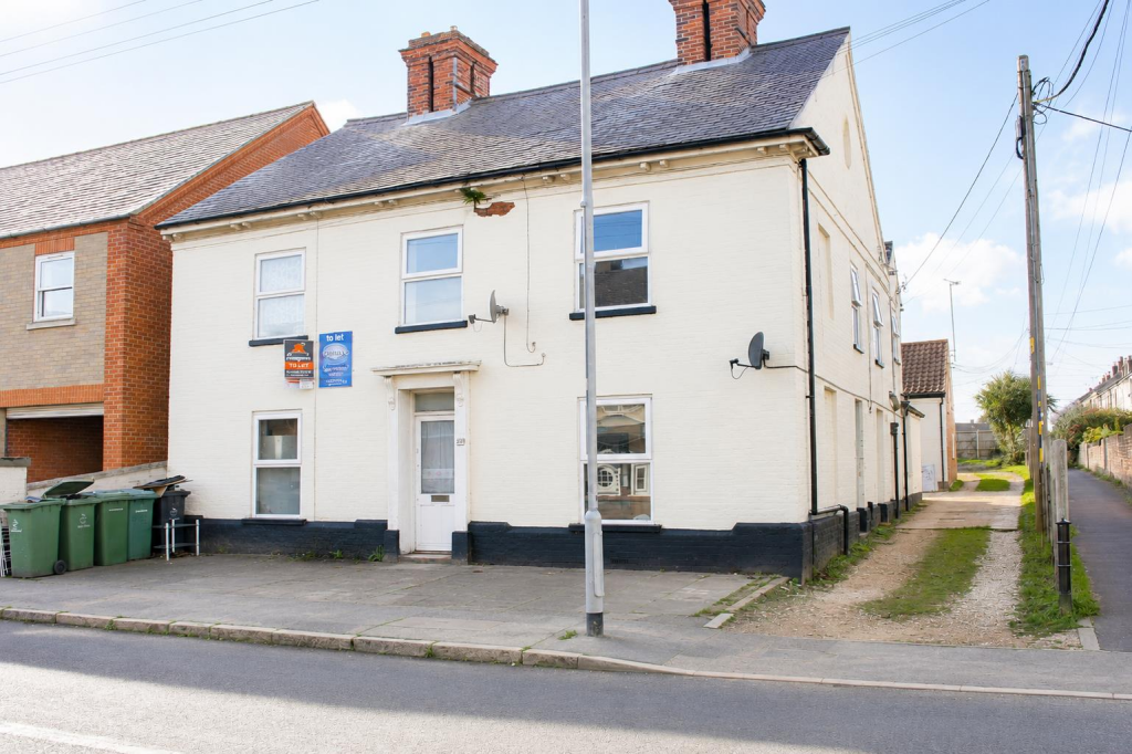 1 bed Apartment for rent in Swaffham. From Parsons & Co - Dereham