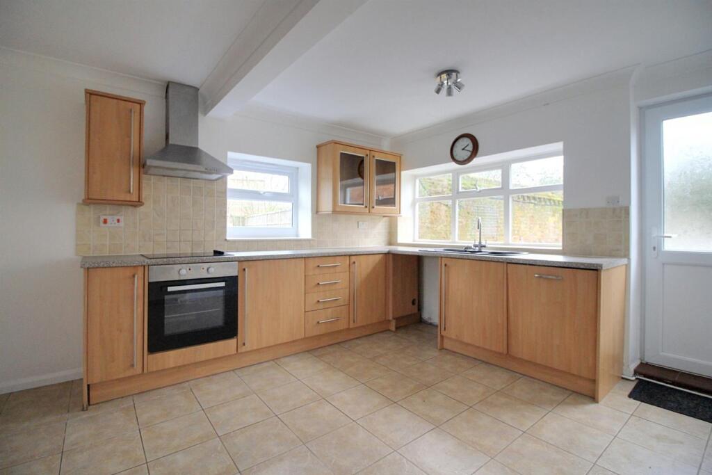 2 bed 1st Floor Flat for rent in Bawdeswell. From Parsons & Co - Reepham