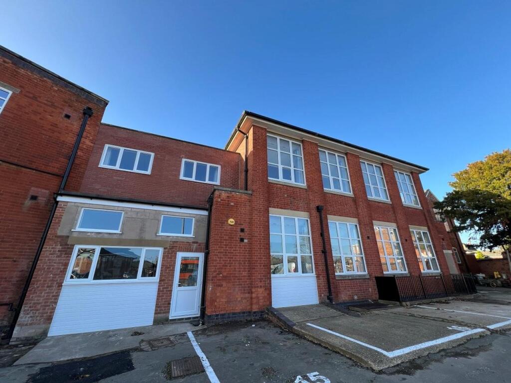 1 bed 1st Floor Flat for rent in Melton Mowbray. From Shouler & Son - Melton Mowbray 1 bed 1st Floor Flat for rent in Melton Mowbray. From Shouler & Son - Melton Mowbray
