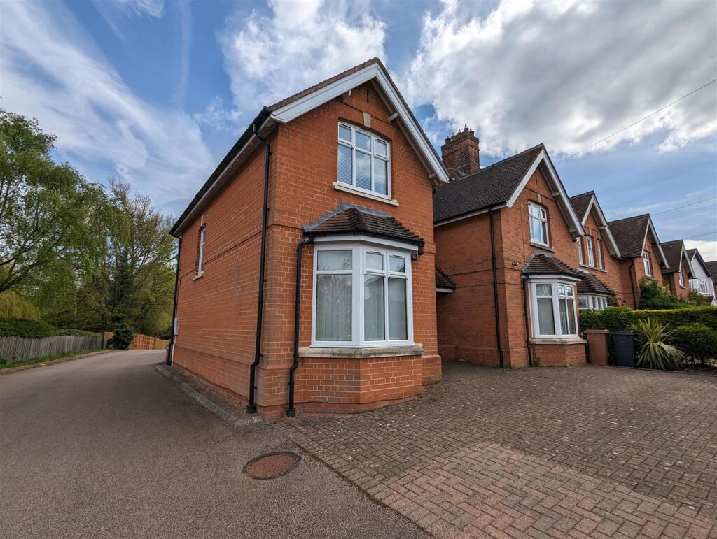 2 bed Apartment for rent in Melton Mowbray. From Shouler & Son - Melton Mowbray 2 bed Apartment for rent in Melton Mowbray. From Shouler & Son - Melton Mowbray