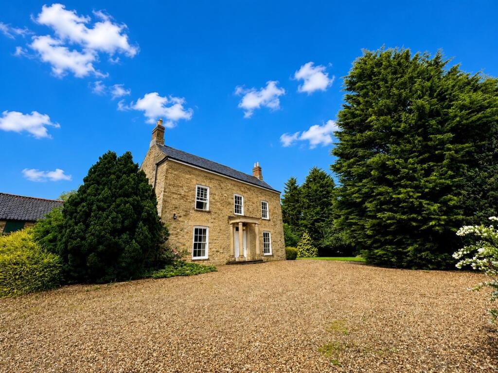 5 bed Detached for rent in Waltham on the Wolds. From Shouler & Son - Melton Mowbray 5 bed Detached for rent in Waltham on the Wolds. From Shouler & Son - Melton Mowbray