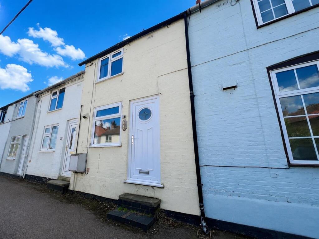 2 bed Mid Terraced House for rent in Melton Mowbray. From Shouler & Son - Melton Mowbray