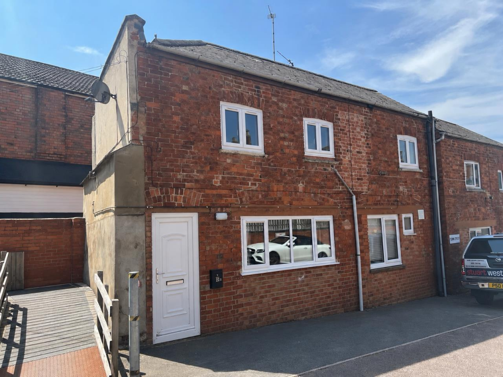 1 bed Apartment for rent in Melton Mowbray. From Shouler & Son - Melton Mowbray 1 bed Apartment for rent in Melton Mowbray. From Shouler & Son - Melton Mowbray