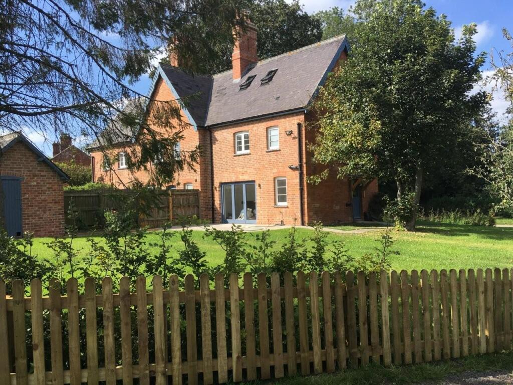 3 bed End of Terrace for rent in Thorpe Arnold. From Shouler & Son - Melton Mowbray