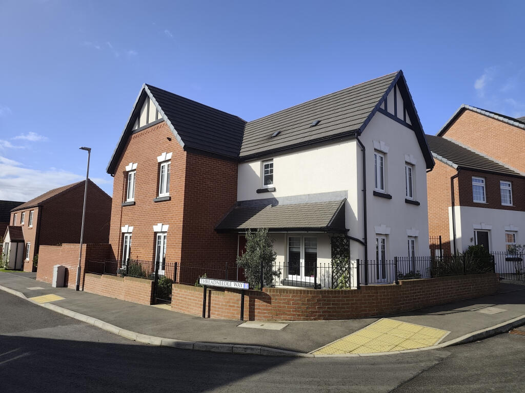 4 bed Detached for rent in Newark-on-Trent. From Rent Rent Rent Lettings - Newark