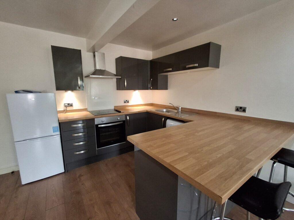 1 bed Apartment for rent in Leeds. From Ritz Properties - Leeds