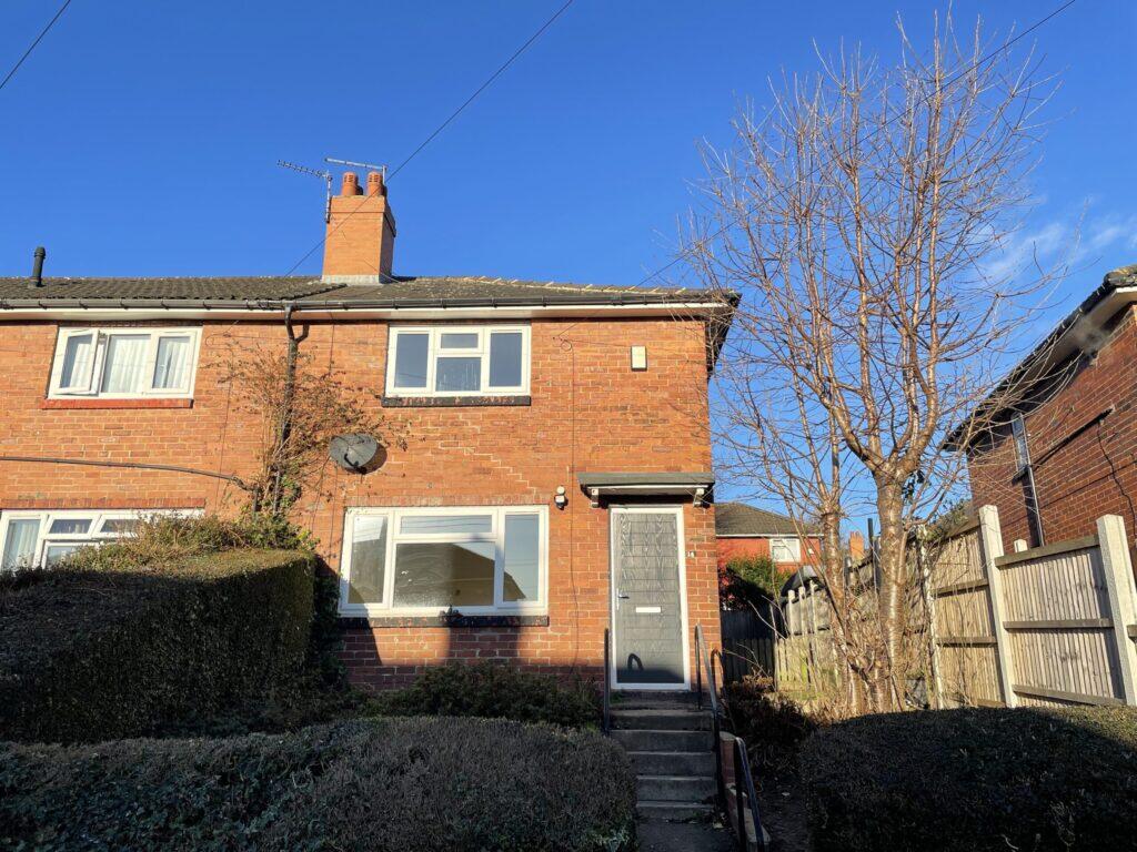 2 bed End of Terrace for rent in Leeds. From Ritz Properties - Leeds