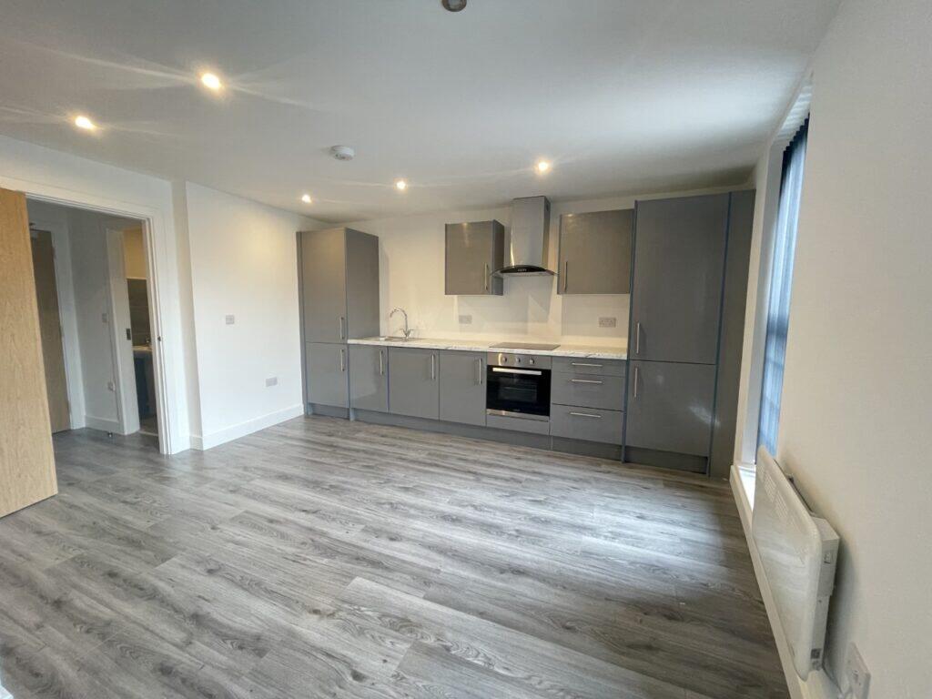 1 bed 1st Floor Flat for rent in Leeds. From Ritz Properties - Leeds