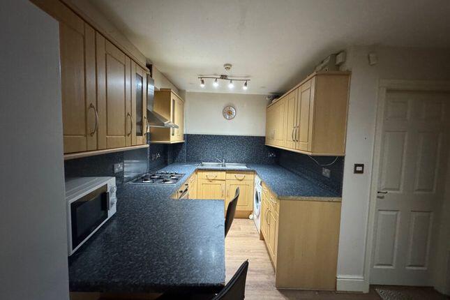 2 bed 1st Floor Flat for rent in Leeds. From Ritz Properties - Leeds