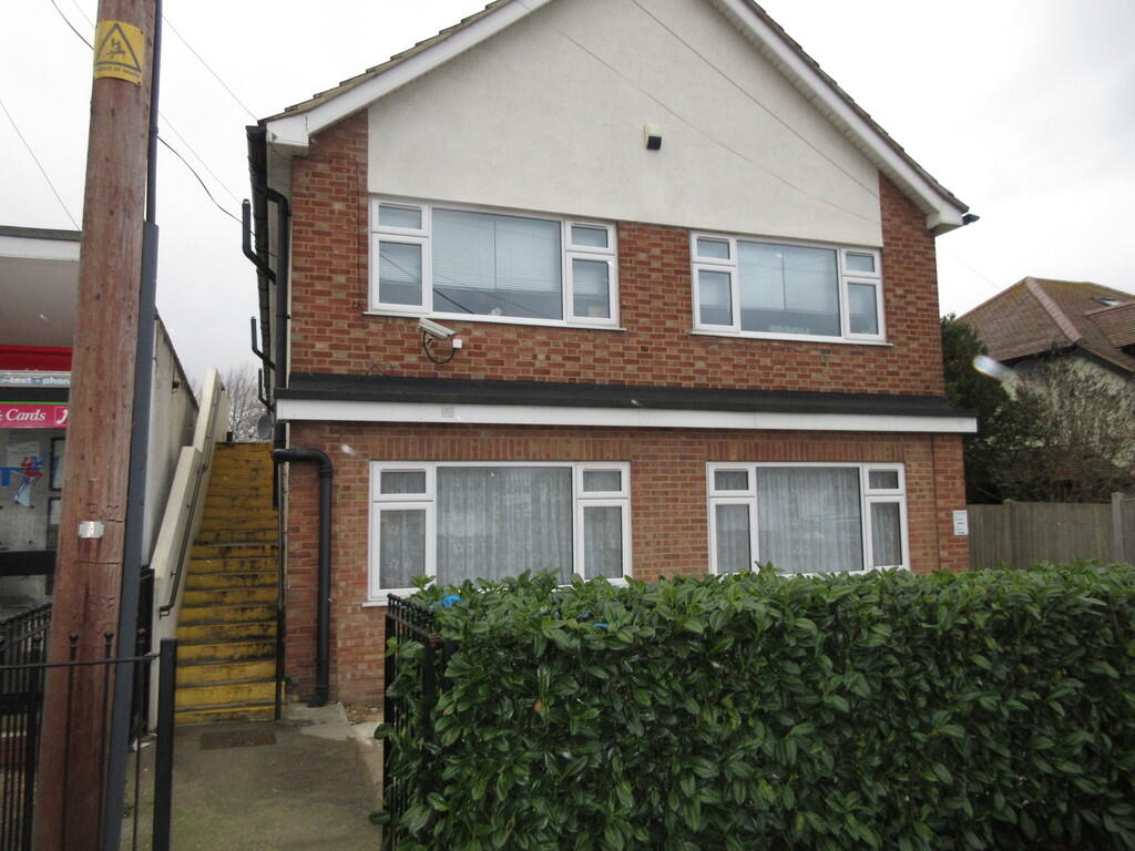 2 bed Apartment for rent in Hullbridge. From Williams and Donovan - Hockley