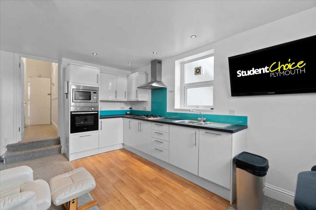 2 bed Apartment for rent in Plymouth. From Student Choice Plymouth - Plymouth
