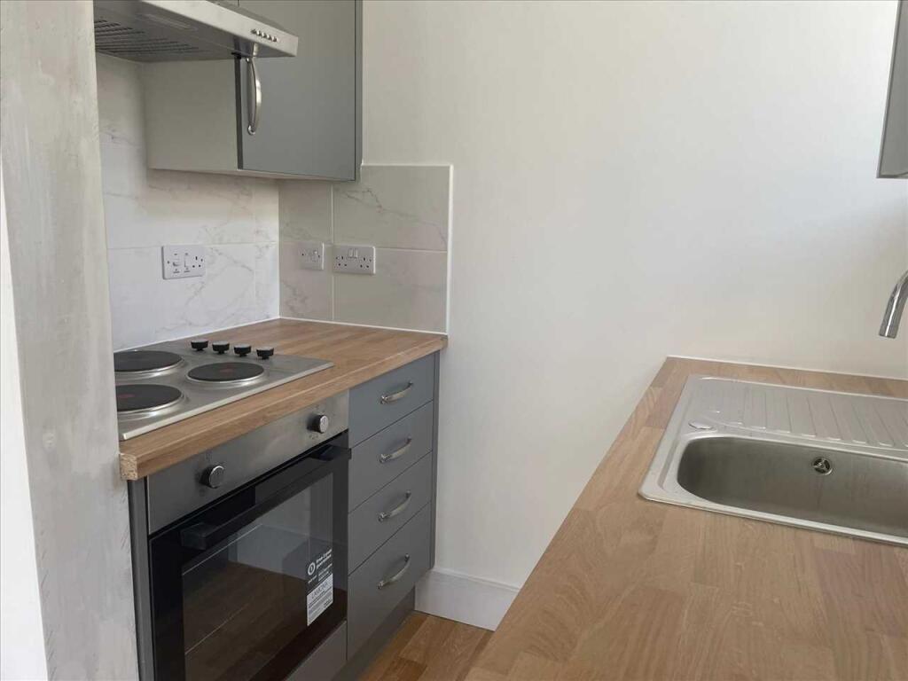 1 bed Apartment for rent in Plymouth. From Student Choice Plymouth - Plymouth