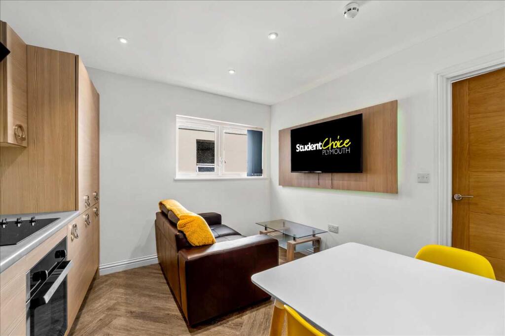 1 bed Apartment for rent in Plymouth. From Student Choice Plymouth - Plymouth