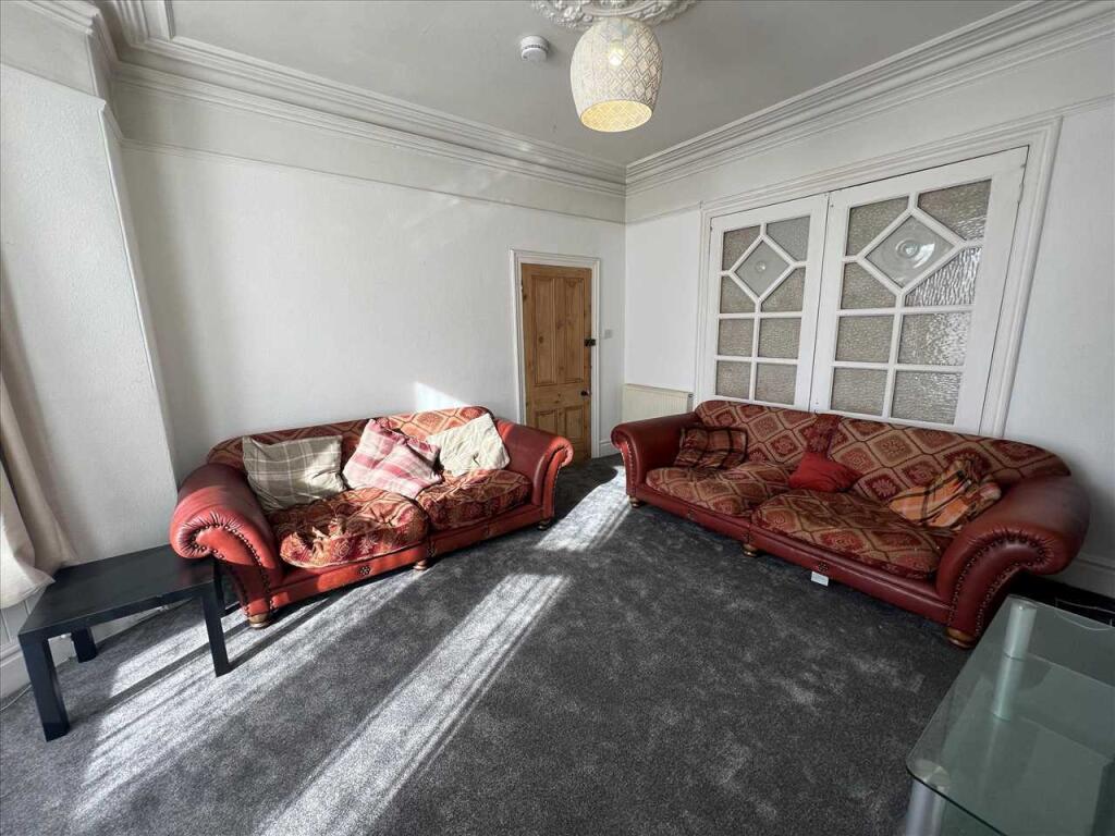 5 bed Mid Terraced House for rent in Plymouth. From Student Choice Plymouth - Plymouth 5 bed Mid Terraced House for rent in Plymouth. From Student Choice Plymouth - Plymouth