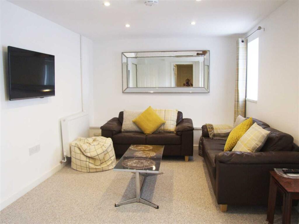 5 bed Apartment for rent in Plymouth. From Student Choice Plymouth - Plymouth 5 bed Apartment for rent in Plymouth. From Student Choice Plymouth - Plymouth