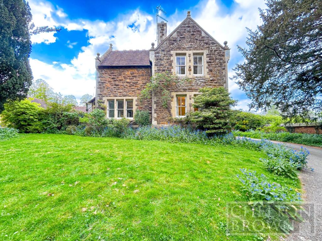 4 bed End of Terrace for rent in Daventry. From Chelton Brown - Daventry