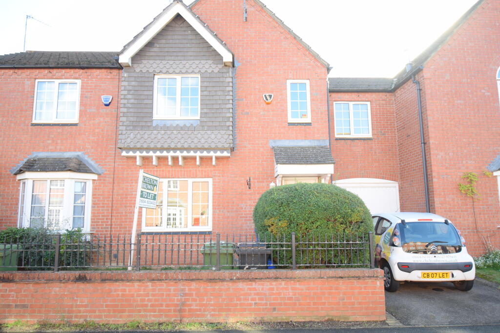 3 bed Mid Terraced House for rent in Northampton. From Chelton Brown - Northampton
