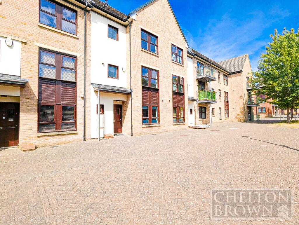 4 bed Mid Terraced House for rent in Northampton. From Chelton Brown - Northampton 4 bed Mid Terraced House for rent in Northampton. From Chelton Brown - Northampton