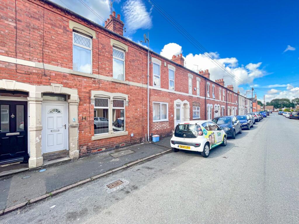 3 bed Mid Terraced House for rent in Northampton. From Chelton Brown - Northampton