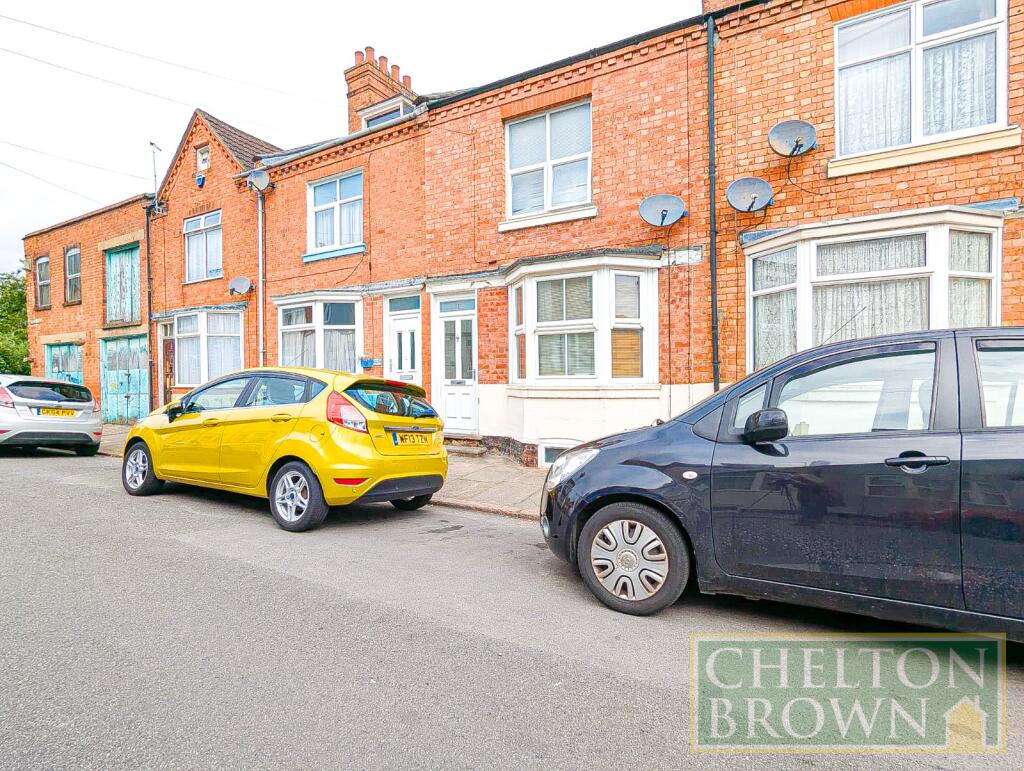 3 bed Mid Terraced House for rent in Northampton. From Chelton Brown - Northampton