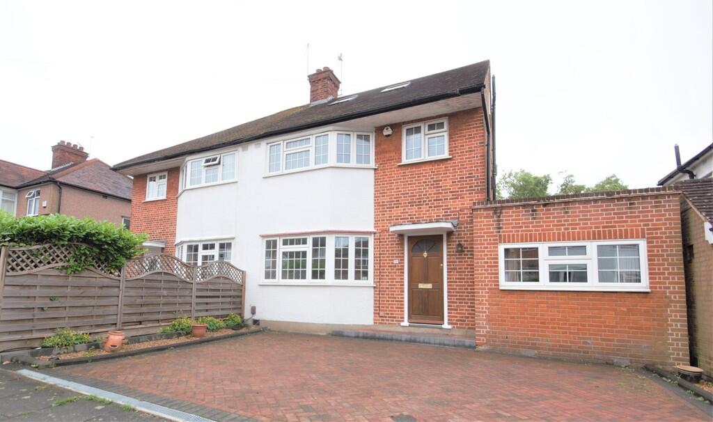 5 bed Semi Detached for rent in Pinner. From Andrew Pearce - Pinner