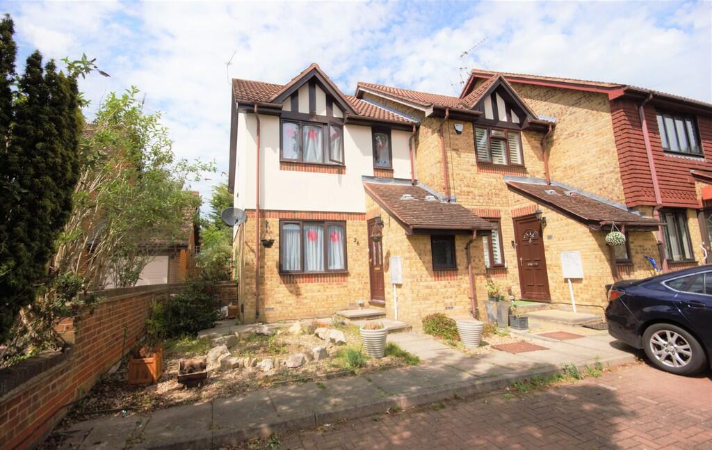 3 bed End of Terrace for rent in Pinner. From Andrew Pearce - Pinner