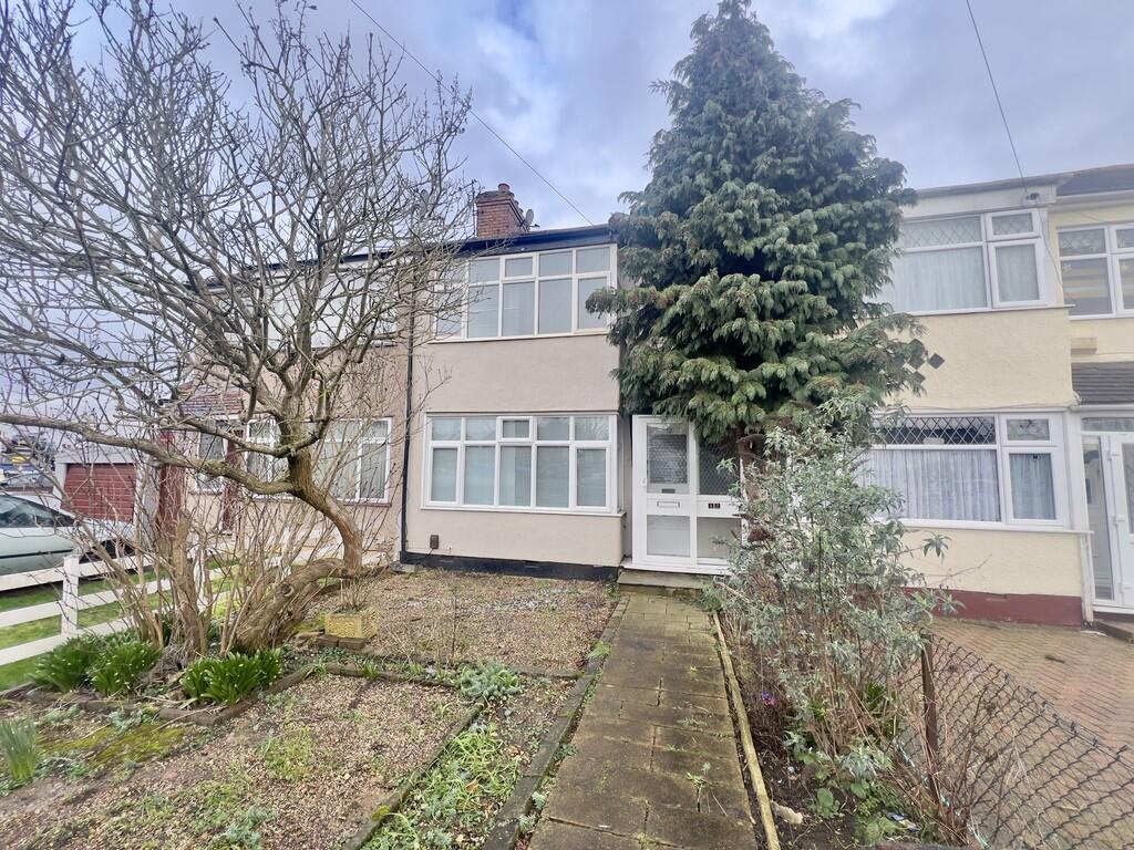 3 bed Mid Terraced House for rent in Uxbridge. From Andrew Pearce - Pinner 3 bed Mid Terraced House for rent in Uxbridge. From Andrew Pearce - Pinner