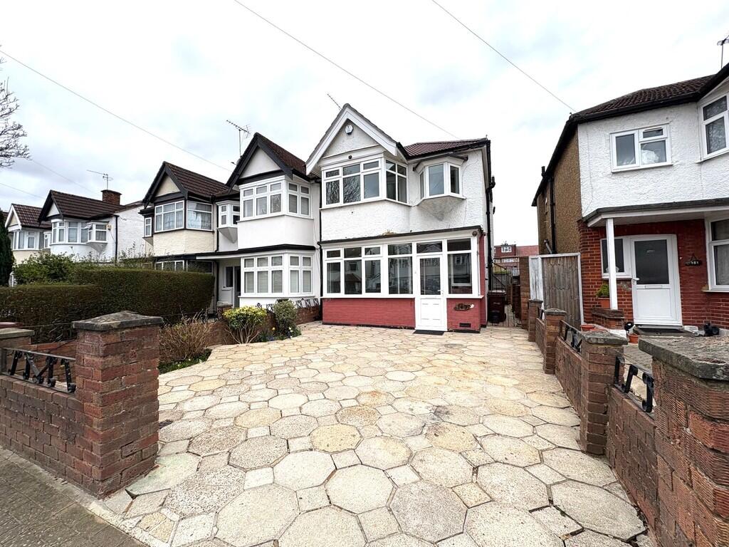 3 bed Semi Detached for rent in Harrow. From Andrew Pearce - Pinner
