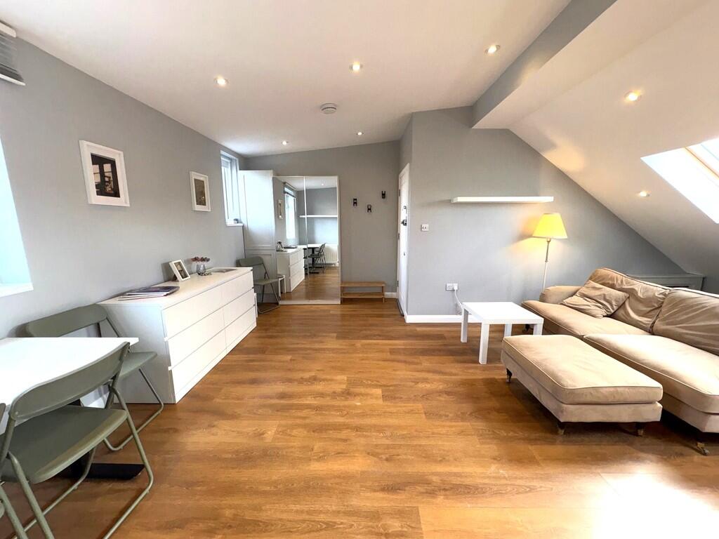 0 bed Studio for rent in Pinner. From Andrew Pearce - Pinner