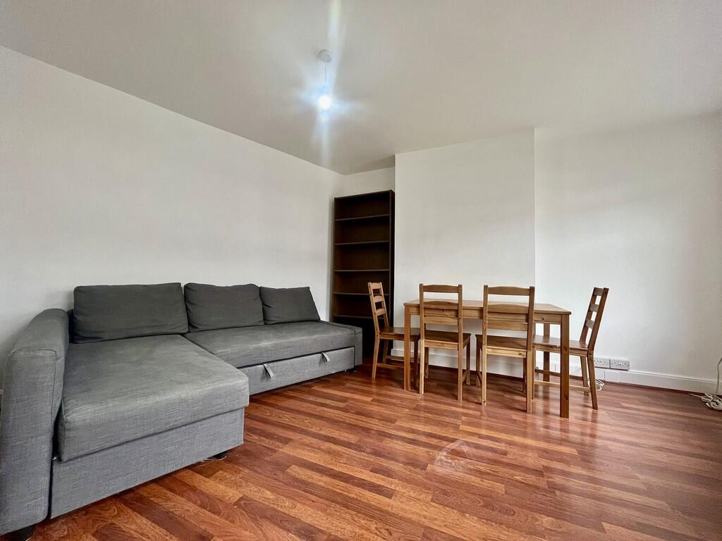 1 bed Apartment for rent in Pinner. From Andrew Pearce - Pinner