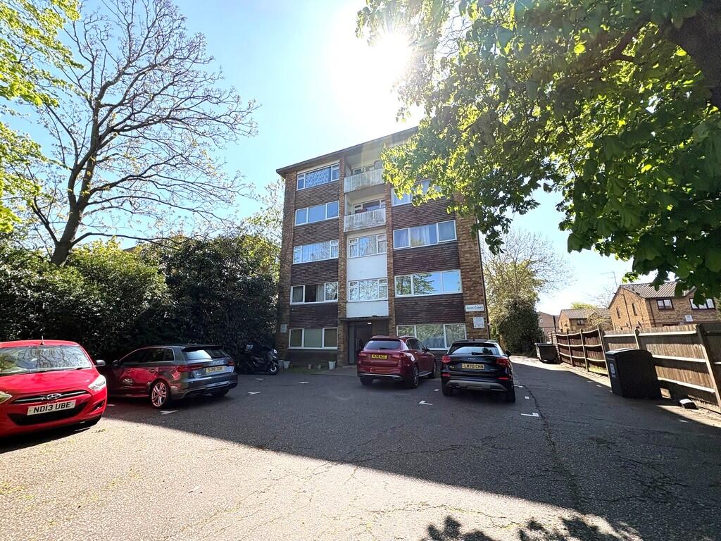 2 bed 1st Floor Flat for rent in Wembley. From Andrew Pearce - Pinner