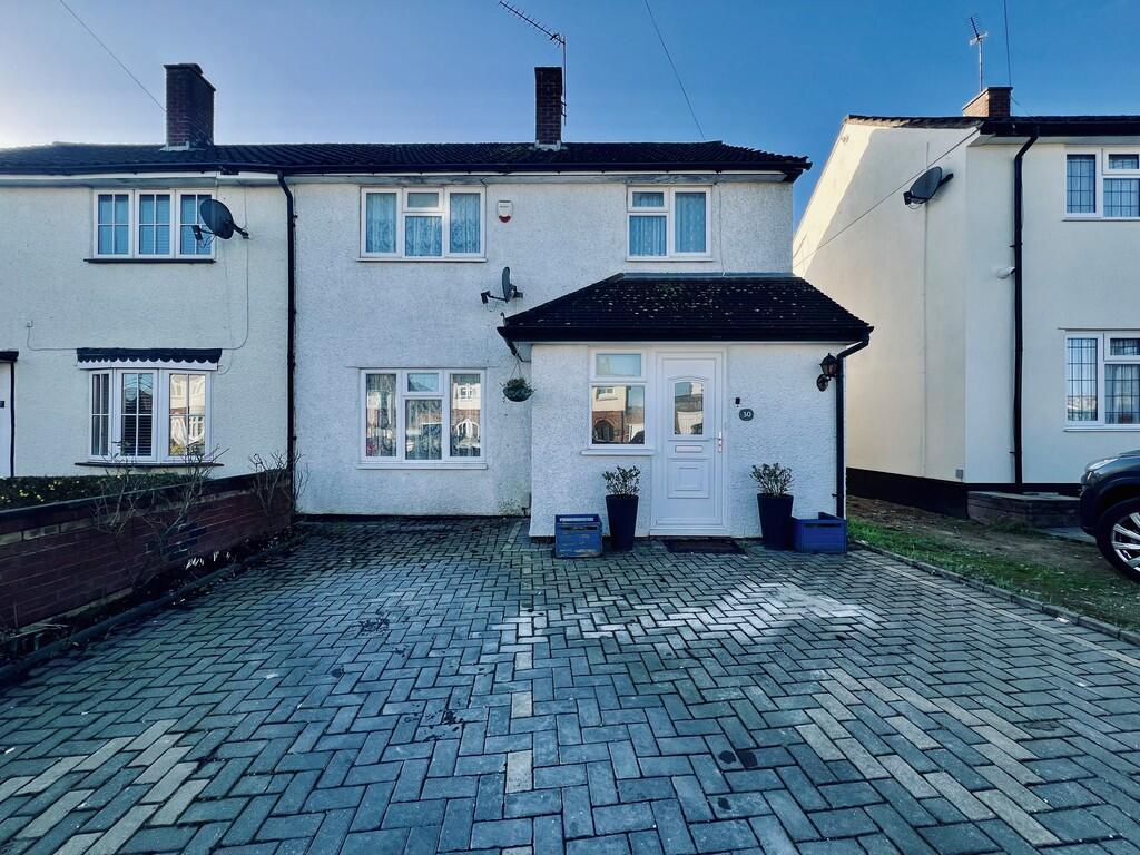 3 bed Semi Detached for rent in Ruislip. From Andrew Pearce - Pinner