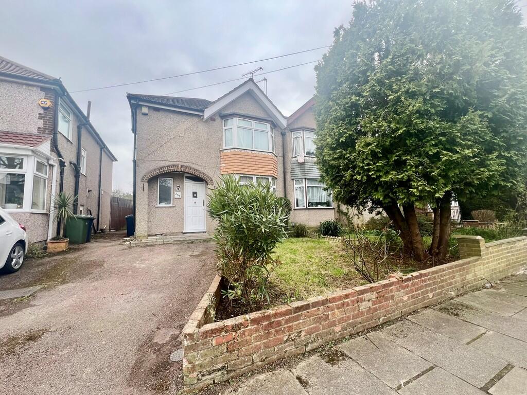 3 bed Semi Detached for rent in Northolt. From Andrew Pearce - Pinner